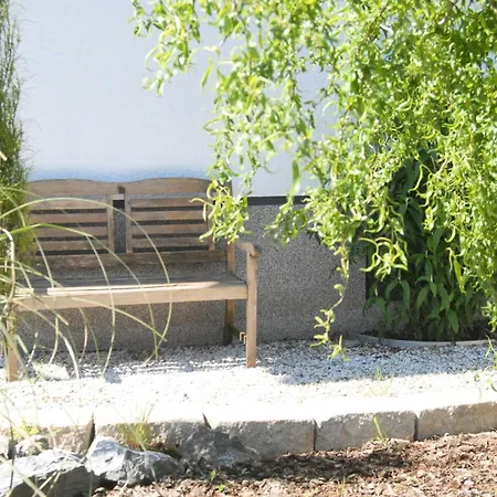 Lägenhet Bobi - 2 Schlafzimmer, Balkon, W-lan, Parkplatz *