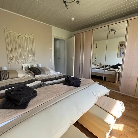 Lägenhet Bobi - 2 Schlafzimmer, Balkon, W-lan, Parkplatz Dortmund