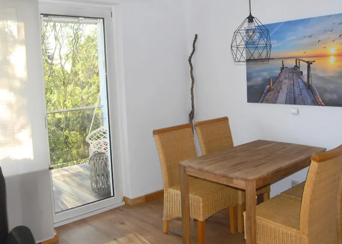 Bobi - 2 Schlafzimmer, Balkon, W-lan, Parkplatz Appartement